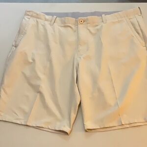 EUC Mens TOMMY BAHAMA khaki shorts